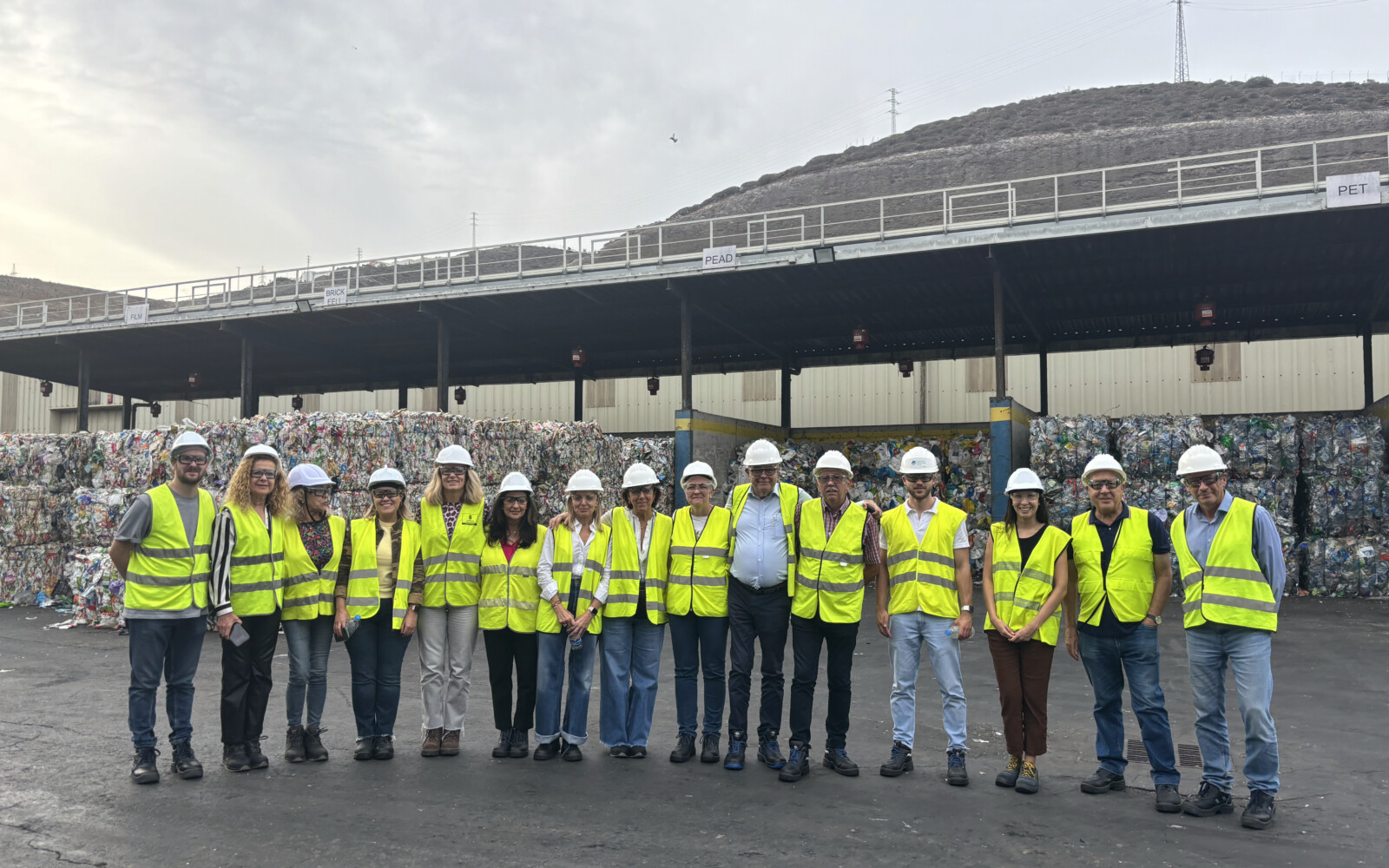 El CES visita el Ecoparque Gran Canaria Norte para conocer su modelo de gestión de residuos