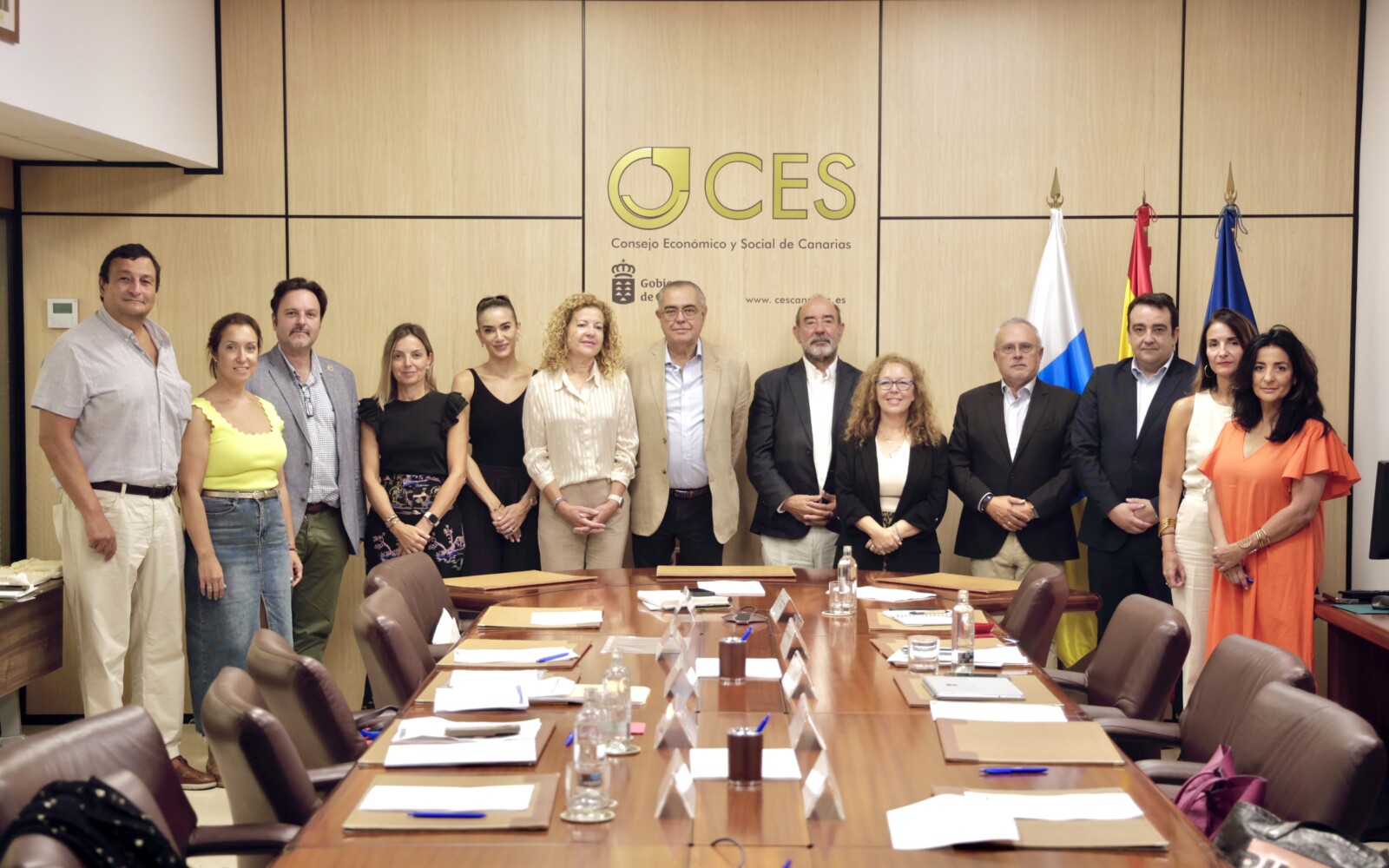 El CES recomienda la participación de organizaciones empresariales y sindicales en los órganos de control del servicio público audiovisual canario.